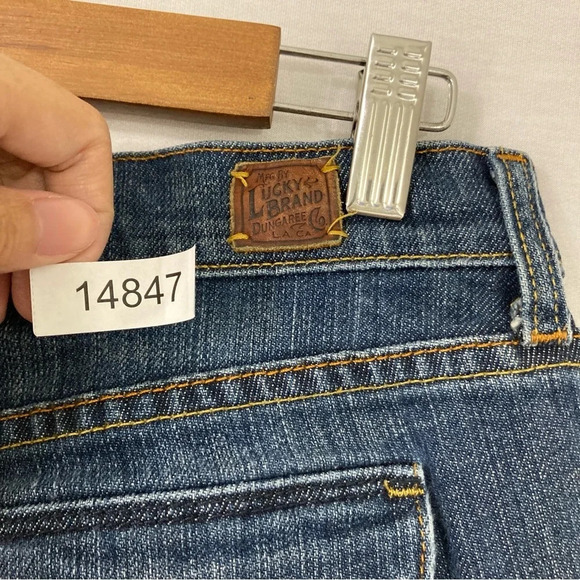 Vintage Lucky Brand Medium Wash Made in America Straight Jeans size 10/30 Long - Picture 10 of 10